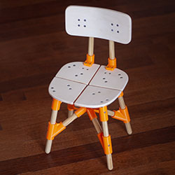 Sedia in legno per bambini
